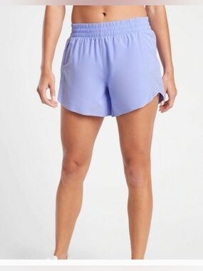 Athleta Hustle 4.5” short Lavender Performance Running Shorts
